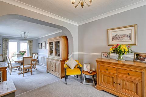 27 Castlefields, Bridgnorth, WV16 5DH