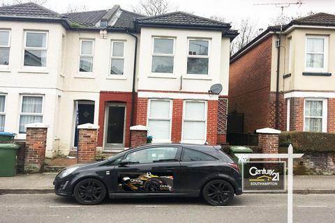 6 bedroom semi-detached house to rent, Burlington Road, SOUTHAMPTON SO15