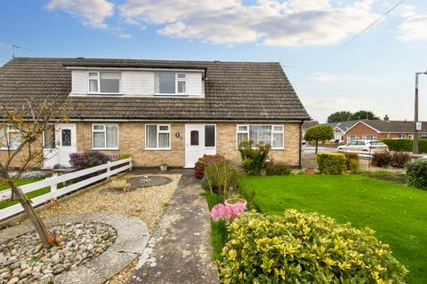 3 bedroom bungalow for sale, Queens Road, Skegness, PE25