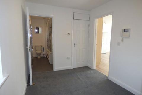 2 bedroom apartment to rent, Thornfield Square, Long Eaton, NG10 2AR