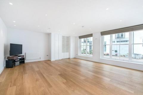 3 bedroom townhouse to rent, Chagford Street, London NW1