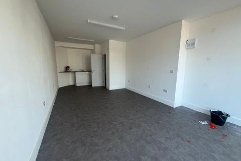 Retail property (high street) to rent, Broadwater Road, Worthing, West Sussex, BN14