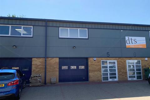 Warehouse to rent, A5 Glenmore Business Park, Portfield, Chichester, West Sussex, PO19