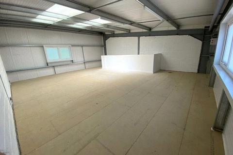 Warehouse to rent, A5 Glenmore Business Park, Portfield, Chichester, West Sussex, PO19