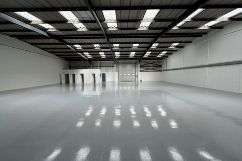 Warehouse to rent, Unit 3A Malthouse Trading Estate, Brighton Road, Shoreham-By-Sea, West Sussex, BN43