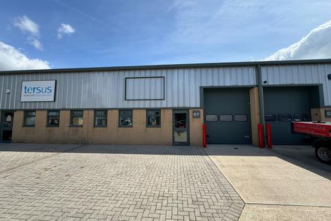 Warehouse to rent, Unit C7 Dolphin Enterprise Centre, Evershed Way, Shoreham-By-Sea, West Sussex, BN43