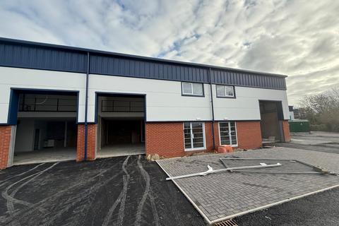 Warehouse to rent, Unit 8 Worthing Business Park, Dominion Way, Worthing, West Sussex, BN14