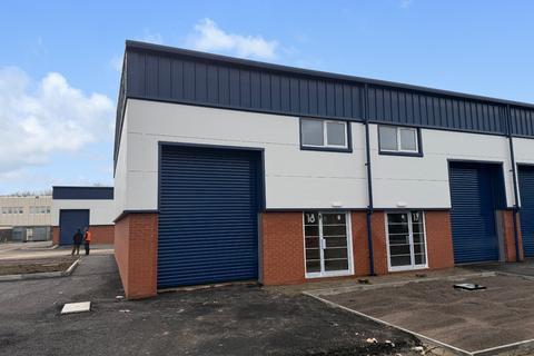 Warehouse to rent, Unit 16 Worthing Business Park, Dominion Way, Worthing, West Sussex, BN14