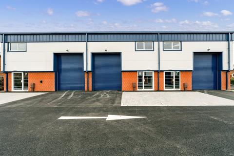 Warehouse to rent, Unit 8 Stanley Court, Terminus Road, Chichester, West Sussex, PO19