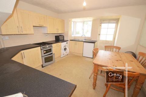 4 bedroom townhouse to rent, Berkeley Close, SOUTHAMPTON SO15