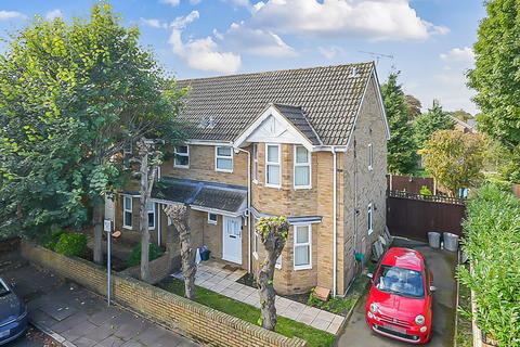 3 bedroom semi-detached house for sale, Kings Road, Uxbridge