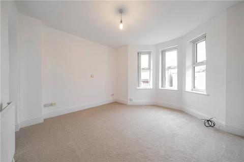 40 Kings Road, Uxbridge, UB8 2NW