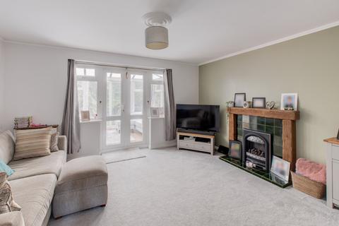 3 bedroom end of terrace house for sale, Valencia Road, Bromsgrove, Worcestershire, B60