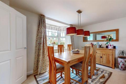 19 Hermes Row, Brooklands, Milton Keynes, MK10 7LD