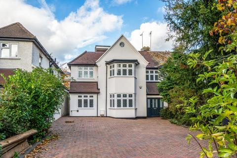 6 bedroom semi-detached house to rent, Chandos Avenue, Whetstone