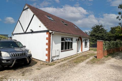 4 bedroom detached house for sale, Enmore Road, Southall, UB1