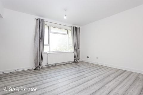 2 bedroom flat for sale, Lady Margaret Road, Southall, UB1