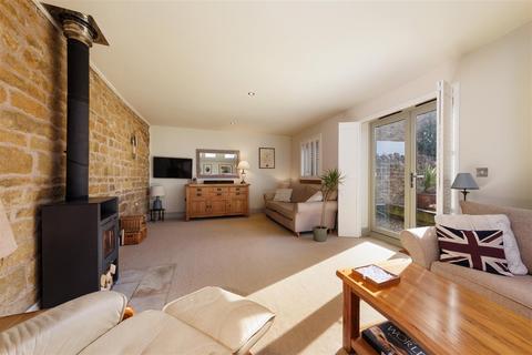 3 bedroom barn conversion for sale, Tysoe Road, Kineton, Warwick