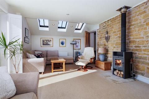 3 bedroom barn conversion for sale, Tysoe Road, Kineton, Warwick