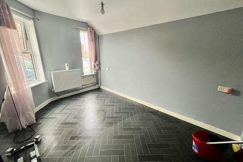 1 bedroom flat to rent, Shields Road, Gateshead, NE10