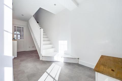 40 Brixham Close, Stevenage, SG1 2RY