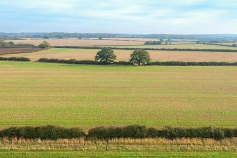 Land for sale, Kirby Hall Farm - Lot 3, Gretton, Corby, Northamptonshire, NN17