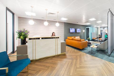 Serviced office to rent, London EC3V