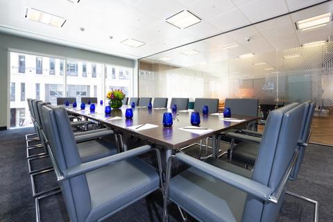 Serviced office to rent, London EC3V