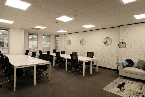 Serviced office to rent, 5 Jewry Street, London EC3N