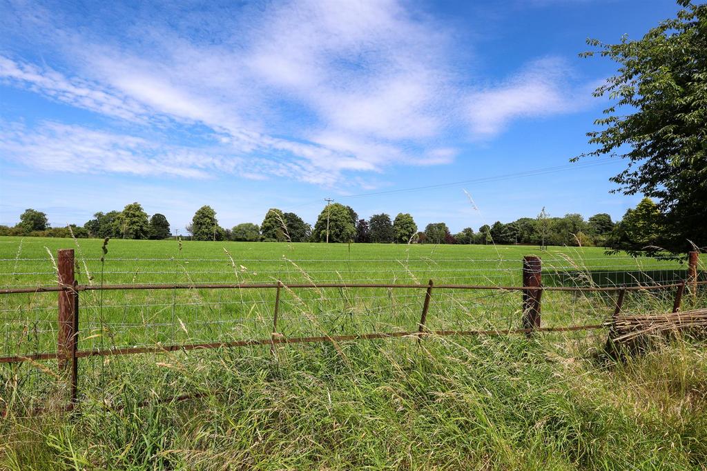 View from end of garden.jpg