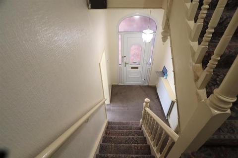 5 bedroom semi-detached house to rent, Sweetman Street, Wolverhampton