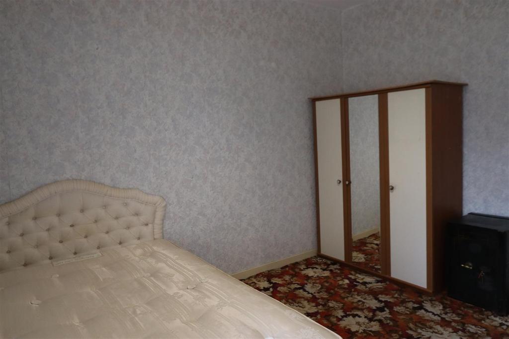 Bedroom two.JPG