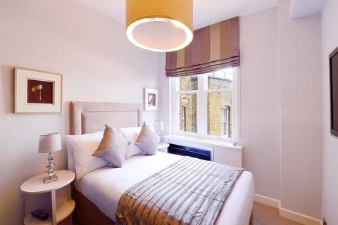 3 bedroom flat to rent, 39 HILL STREET, London, W1J