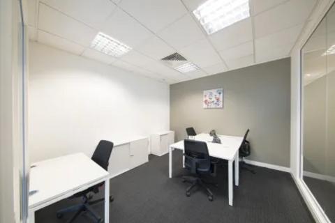 Office to rent, 1 The Quays, Salford M50