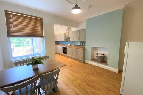 4 bedroom terraced house to rent, Wayland Road, Sharrowvale, Sheffield