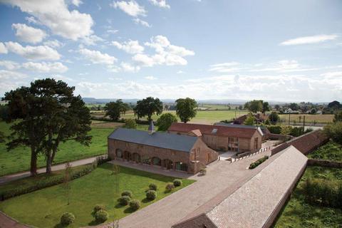 Office to rent, Tack Room, The Stables, Brockhampton Offices, Brockhampton, Herefordshire, HR1 4SE