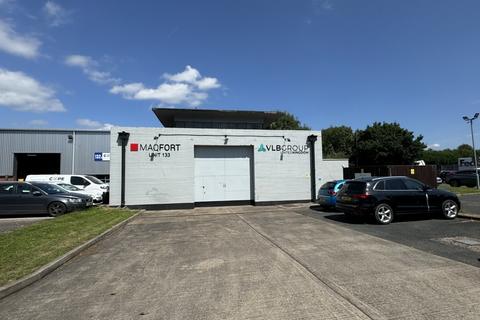 Industrial unit to rent, Unit 133, Hartlebury Trading Estate, Hartlebury, Kidderminster, DY10 4JB