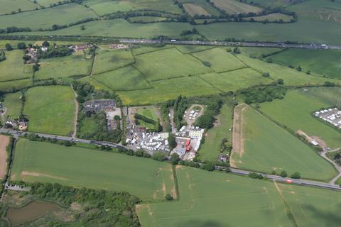 Storage for sale, Worcester Road, Upton Warren, Bromsgrove, Worcestershire, B61 7EX