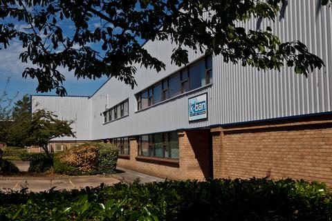 Industrial unit to rent, Unit 33, Ashchurch Business Centre, Alexandra Way, Ashchurch, Tewkesbury, Gloucestershire, GL20 8NB