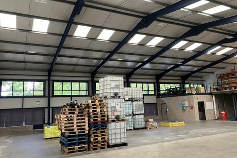 Industrial unit to rent, Unit 21-23 , Keytec Business Park, Kempton Road, Pershore, Worcestershire, WR10 2TA