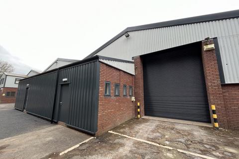 Industrial unit to rent, Bay 2, G8 Business Park, Walter Nash Road, Kidderminster, Worcestershire, DY11 7HJ