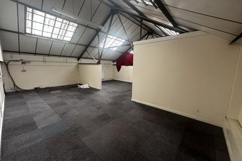 Industrial unit to rent, Lowesmoor Wharf, Lowesmoor, Worcester, WR1 2RS