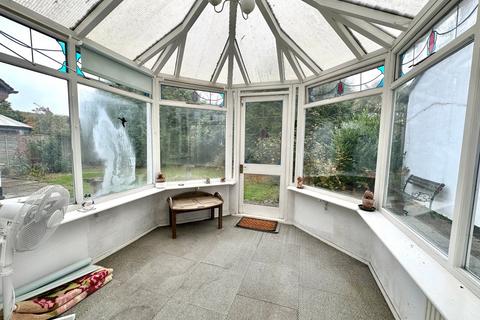 27 Chesham Road, Bovingdon, Hemel Hempstead, HP3 0ED