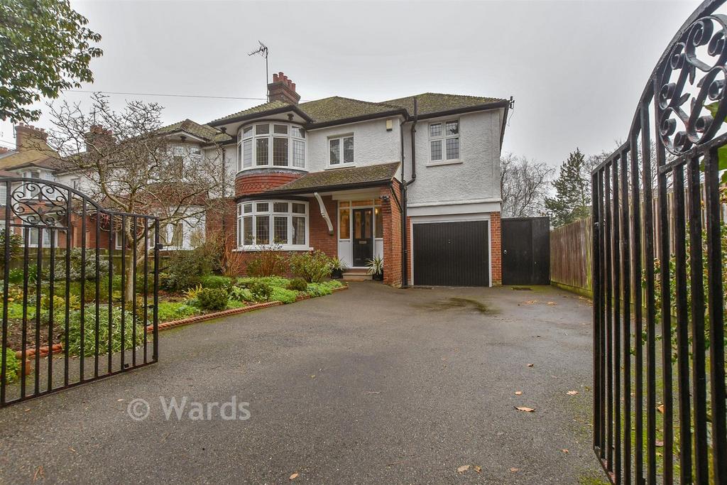 Driveway/Parking