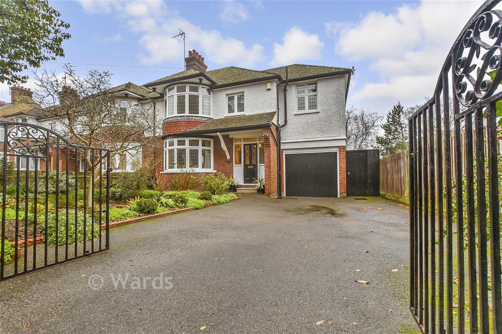 Driveway/Parking