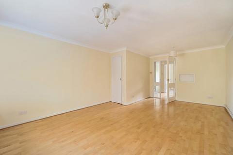 33 Green Acres, Croydon, CR0 5UW