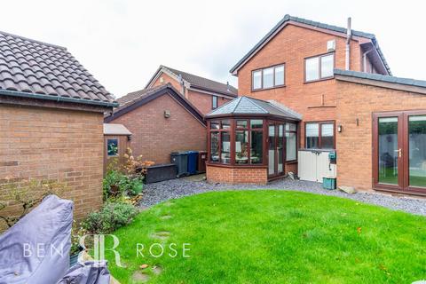 4 bedroom detached house for sale, Highgale Gardens, Lostock Hall, Preston