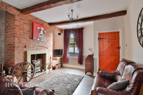 4 bedroom terraced house for sale, Little Clegg Road, Smithy Bridge, OL15 0EF