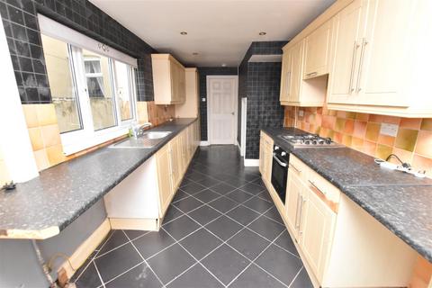 68 Roberts Street, Grimsby, DN32 8AX