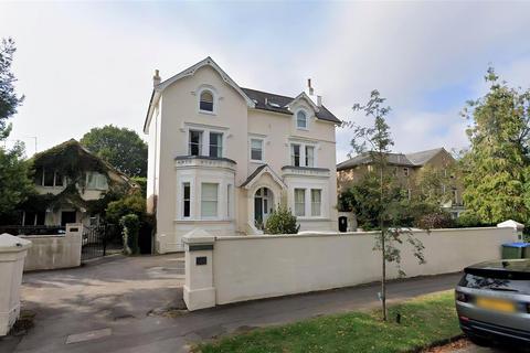 Studio for sale, 48 Wolsey Road, East Molesey KT8